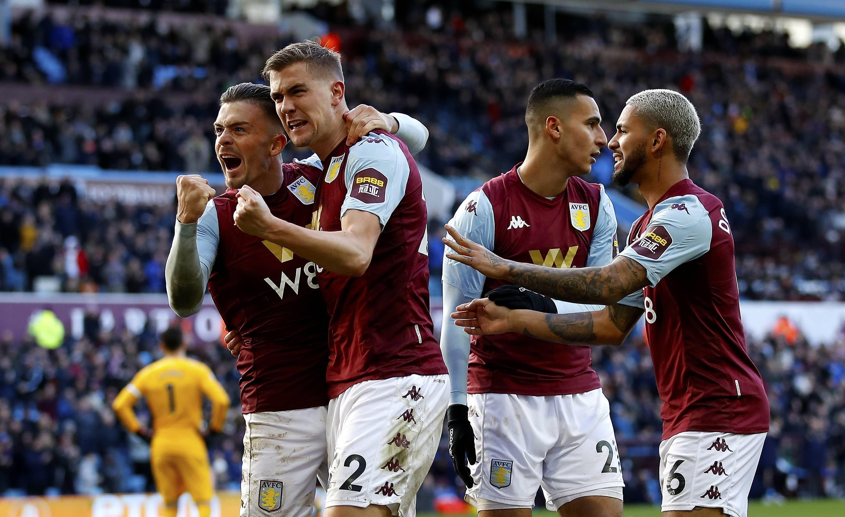 巴特萨基还没来不及走到替补席跟教练击掌普利西奇就完成了进球！