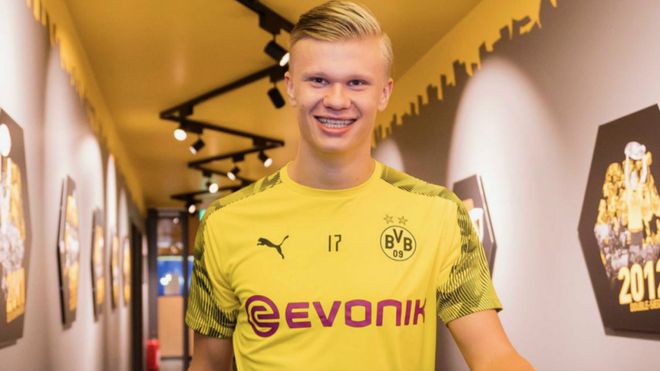 巴萨vs法兰克福，亚马尔带球被断，克瑙夫单刀破门